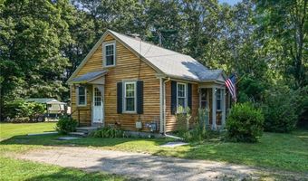 58 Essex Rd, North Kingstown, RI 02852