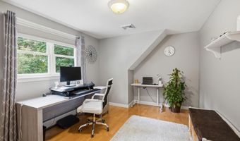 19 Tamarack Ln, Amherst, NH 03031