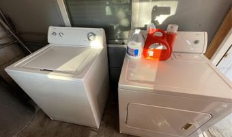 2485 HIGHLAND ACRES Dr B, Clearwater, FL 33761