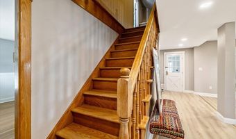 321 E Alburgh Rd, Alburgh, VT 05440