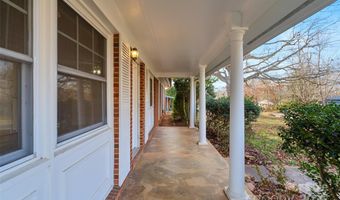 59 Imperial Ct, Asheville, NC 28803