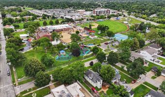 24 N Belmont Ave, Arlington Heights, IL 60004