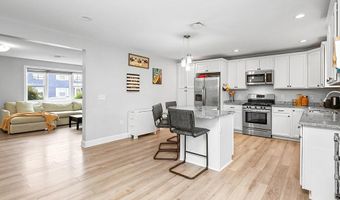 54 Raymond St, East Providence, RI 02914