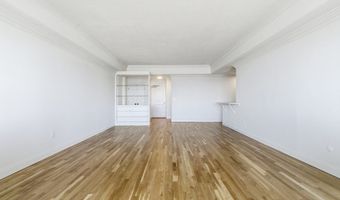 6 Whittier Place 17D, Boston, MA 02114