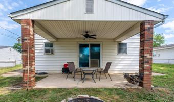3075 Wessex Ct, Columbus, OH 43232