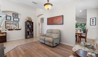5335 CLOVER MIST Dr, Apollo Beach, FL 33572