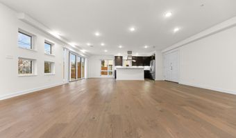 462 W Stadium Blvd, Ann Arbor, MI 48103