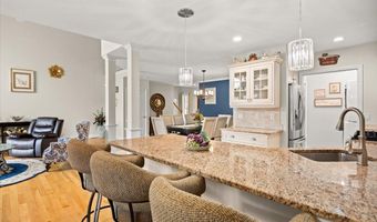 22 Prestwick Rd 22, Bourne, MA 02532