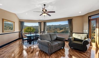 35369 S Pinnacle Pl, Black Canyon City, AZ 85324