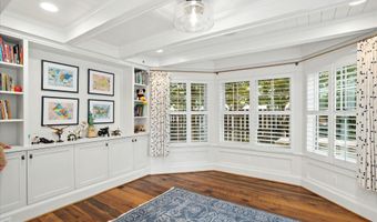 1801 N HARTFORD St N, Arlington, VA 22201
