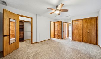 1584 Hemlock Dr, Ashtabula, OH 44004
