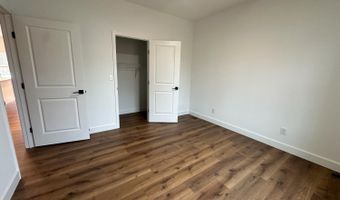 18 Somerset Dr, Appomattox, VA 24522