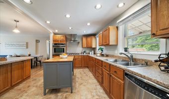 8520 W 55th Dr, Arvada, CO 80002