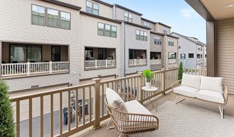 43372 WHITEHEAD Ter, Ashburn, VA 20148