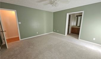 704 Midmar St, Aberdeen, NC 28315