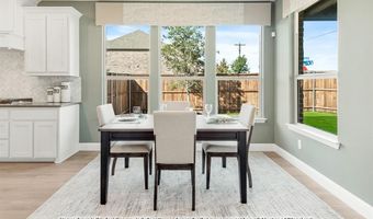 222 Shawnee Trl, Alvarado, TX 76009