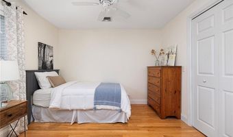 14 Hulls Ct, Jamestown, RI 02835
