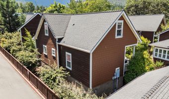 2277 Siskiyou Blvd, Ashland, OR 97520
