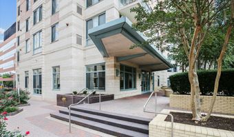 851 N GLEBE Rd 718, Arlington, VA 22203