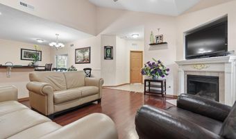 8004 Flint Run Pl 15, Columbus, OH 43235