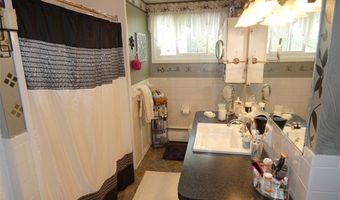 58 Dalewood Dr, Amherst, NY 14228