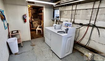 10 S Woodard Ave, Absarokee, MT 59001