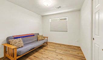 426 Parkside Dr, Ashland, OR 97520
