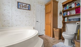 6679 NW 27th Pl, Bell, FL 32619