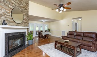 715 Carmen Dr, Athens, TN 37303