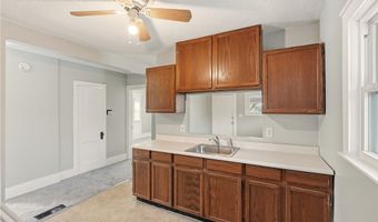 495 Stetler Ave, Akron, OH 44312