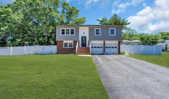 3 Widgeon Dr, Bayville, NJ 08721