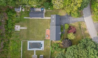 12 Summit Ter, Falmouth, ME 04105