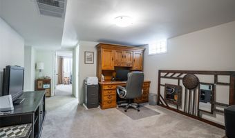 713 17th Ave SW, Altoona, IA 50009