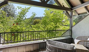 500 Ashland Loop Rd, Ashland, OR 97520