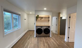 1622 TURNER St Unit B, Fairbanks, AK 99701