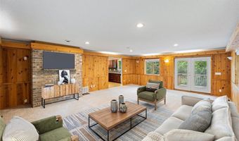 7872 142nd St W, Apple Valley, MN 55124