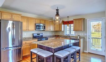 31 Streamview Dr, Cumberland, RI 02864