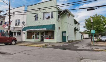 106 Main St, Colebrook, NH 03576