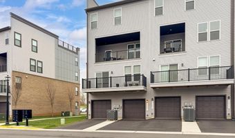 20328 NEWFOUNDLAND Sq, Ashburn, VA 20147