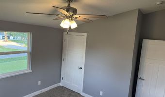 633 N E St, Albia, IA 52531