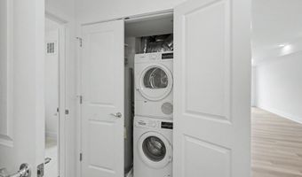 701 N HENRY St 401, Alexandria, VA 22314