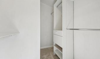 43494 POSTRAIL Sq, Ashburn, VA 20147