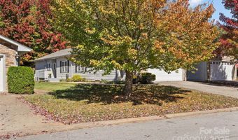 23 Holiday Dr, Arden, NC 28704