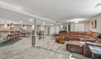 39867 N Harbor Ridge Dr, Antioch, IL 60002
