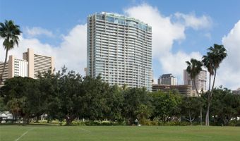 2139 Kuhio Ave D1201, Honolulu, HI 96815