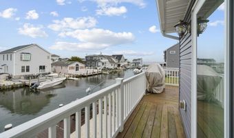 257 Sandlewood Dr, Bayville, NJ 08721