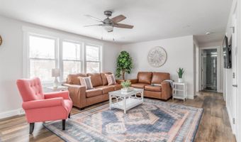 466 Essex St, Bangor, ME 04401