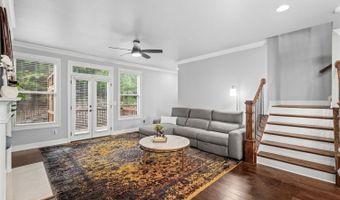 1044 Township Sq, Alpharetta, GA 30022