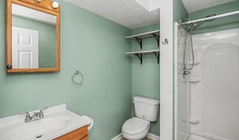 4105 Harris St, Ames, IA 50014