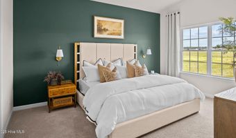 1090 Aviator Ln, Ayden, NC 28513